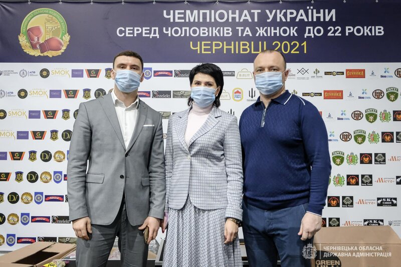 У Чернівцях відбулося урочисте відкриття Чемпіонату України до 22 років: фото