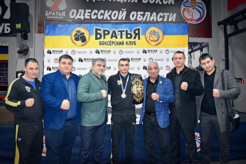 В Одесі урочисто привітали чемпіона світу Юрія Захарєєва