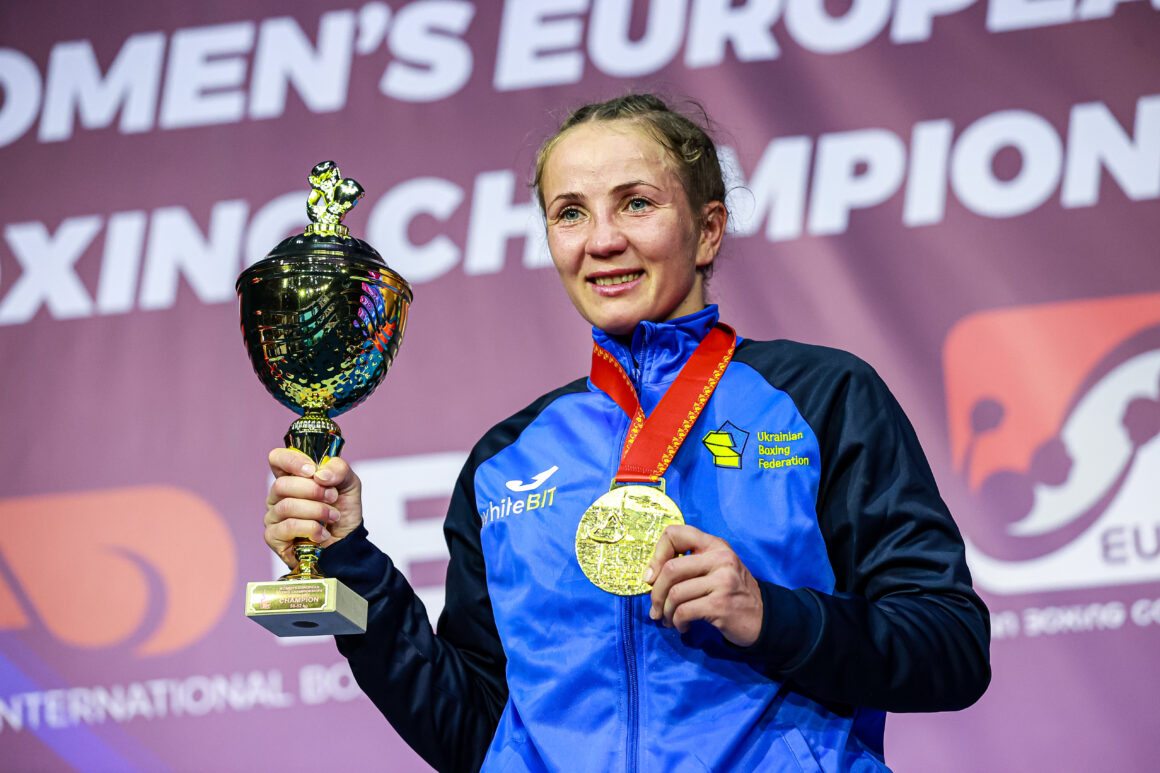 Фотогалерея фінальних поєдинків чемпіонату Європи серед жінок 2022