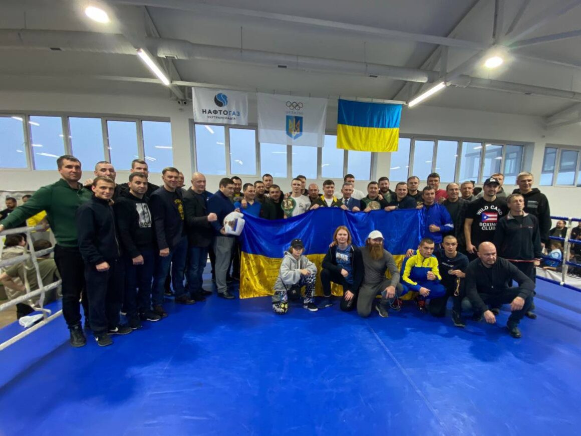 Чемпіонат України з боксу серед чоловіків та жінок 2022 року.