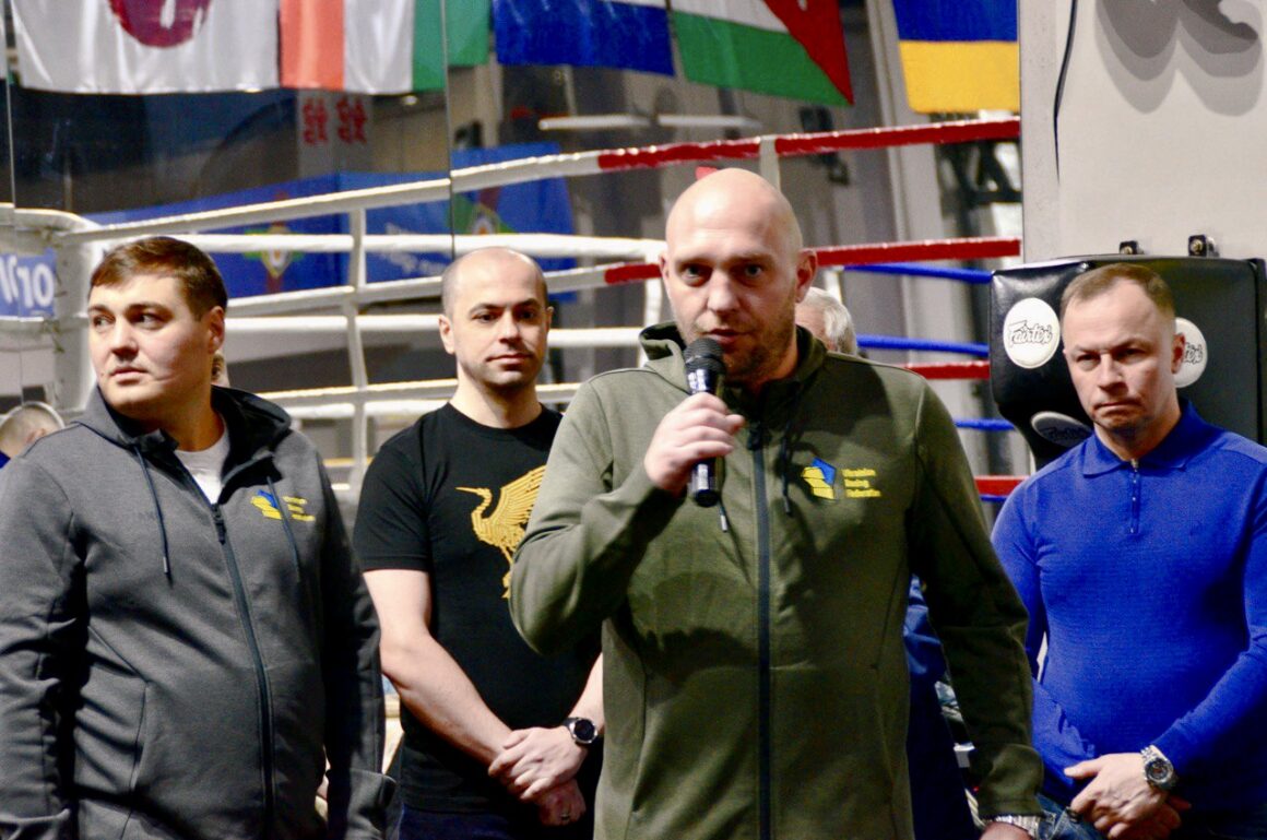 Минув понад рік, як відбулось оновлення керівництва Федерації боксу України. З цього приводу поспілкувались із її президентом Кирилом Шевченком.